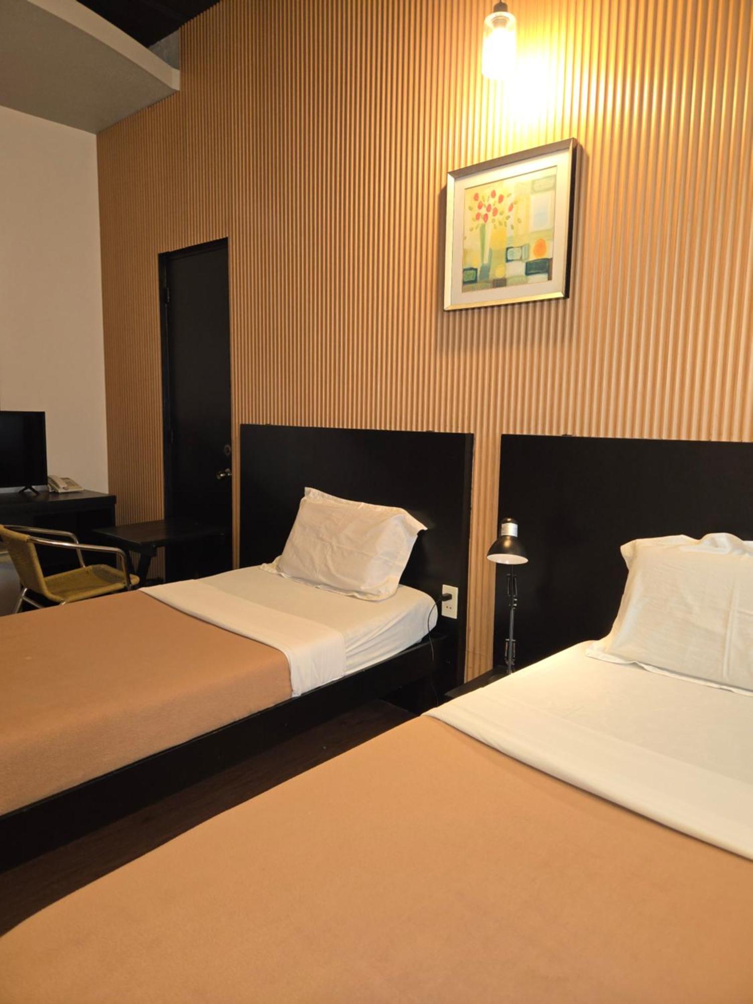 First Pacific Inn Davao City Eksteriør bilde