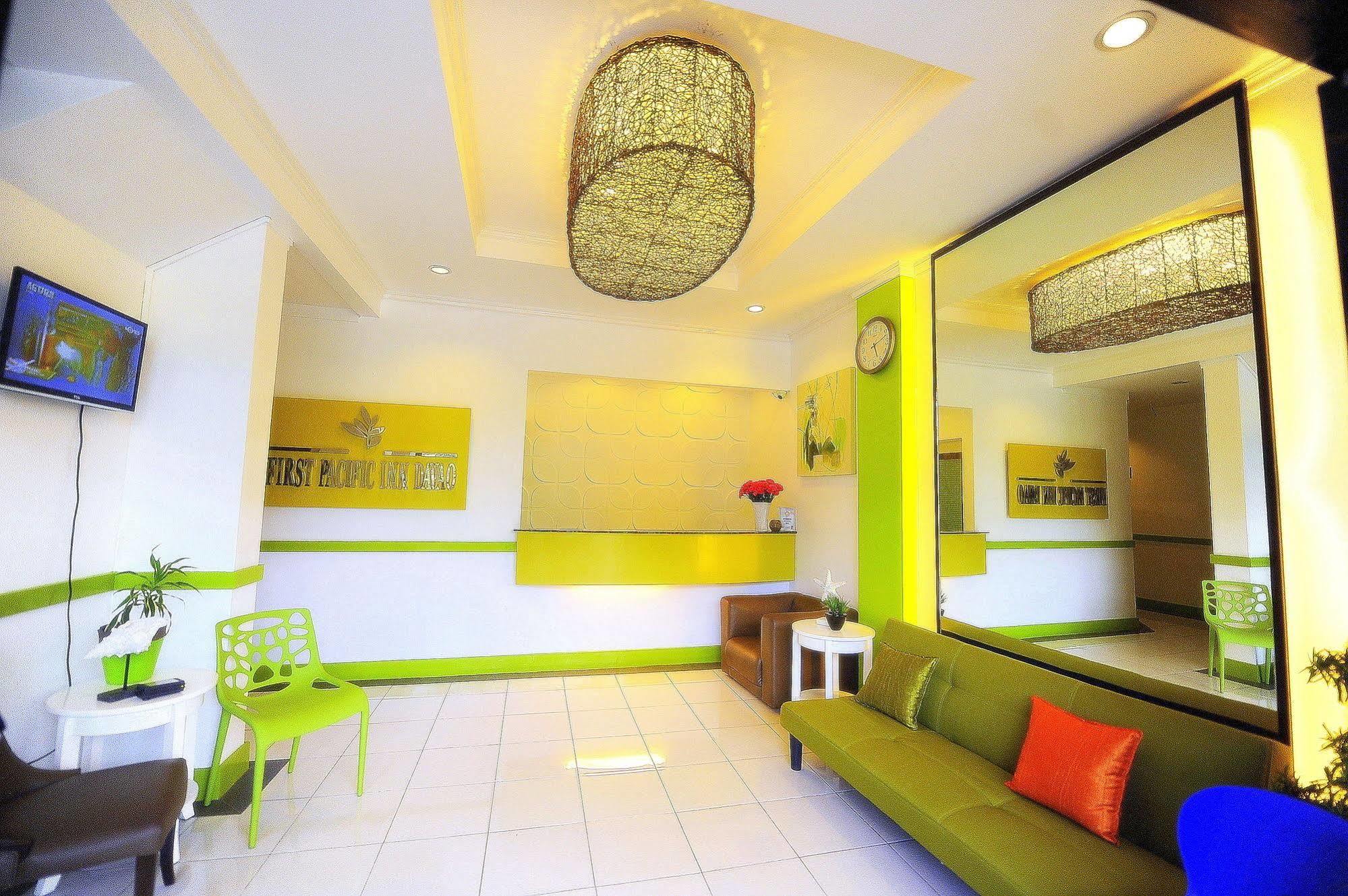 First Pacific Inn Davao City Eksteriør bilde