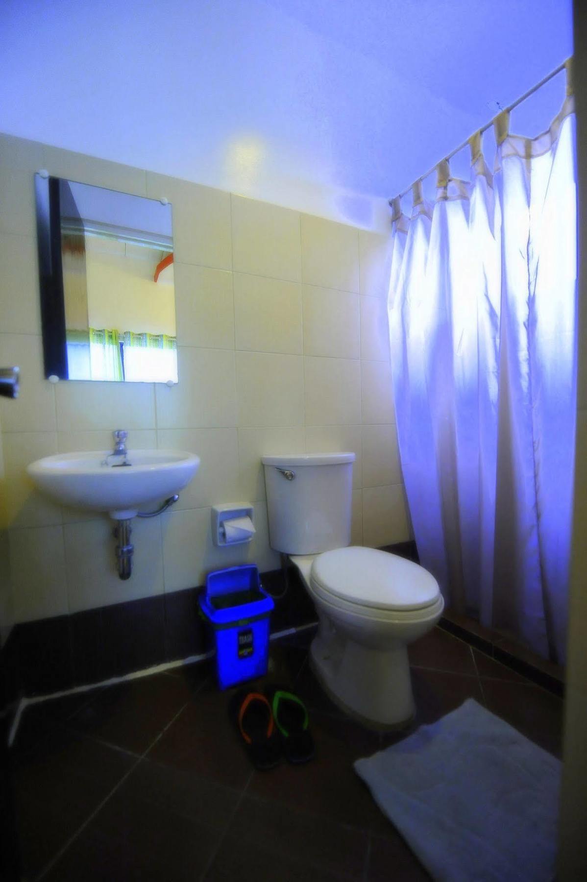 First Pacific Inn Davao City Eksteriør bilde